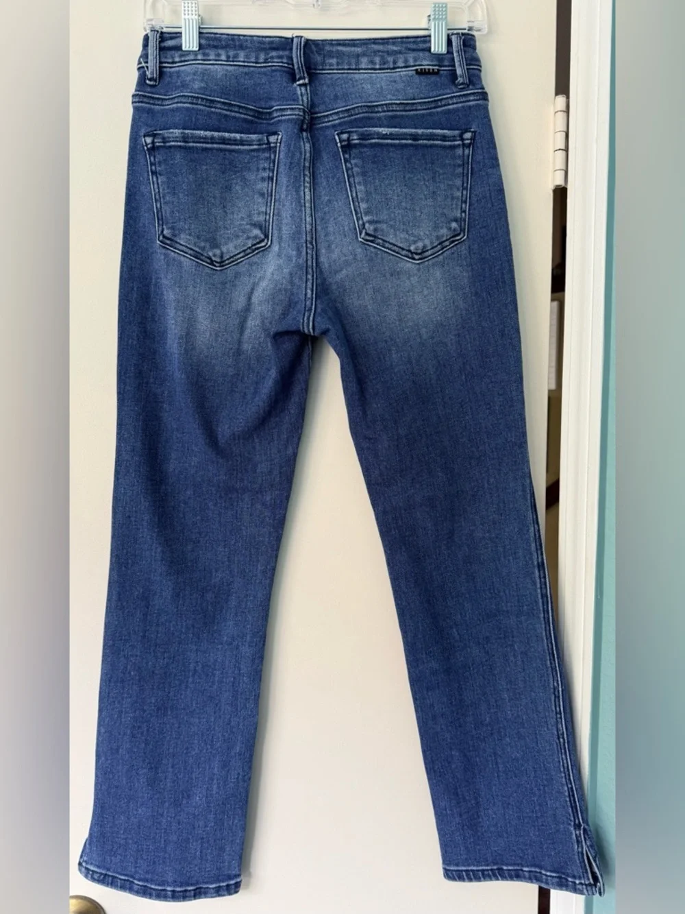 Risen straight leg jeans - Picture 2 of 8